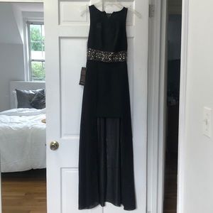 Beautiful dress from Bebe - Never worn with tags